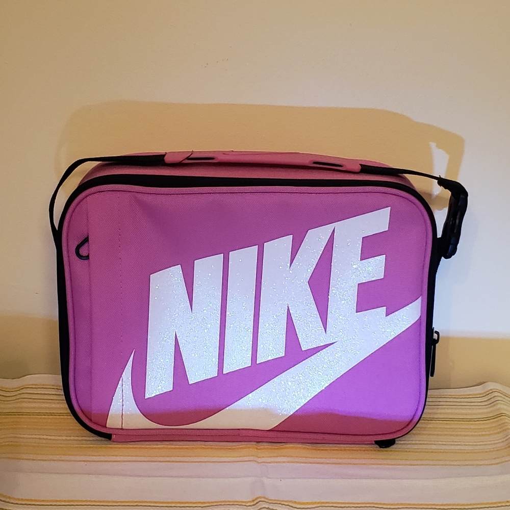 Nike insulated lunch bag